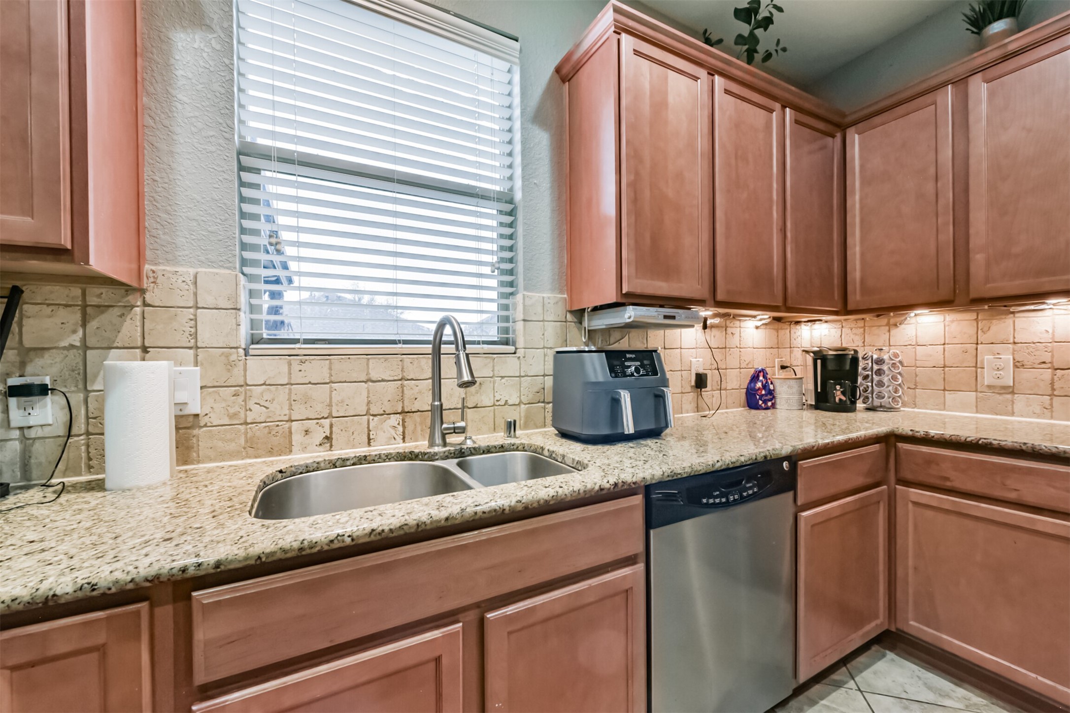 14002 Willowshire Lane , Houston, TX, 77014 | 52877168 | Realty Texas LLC