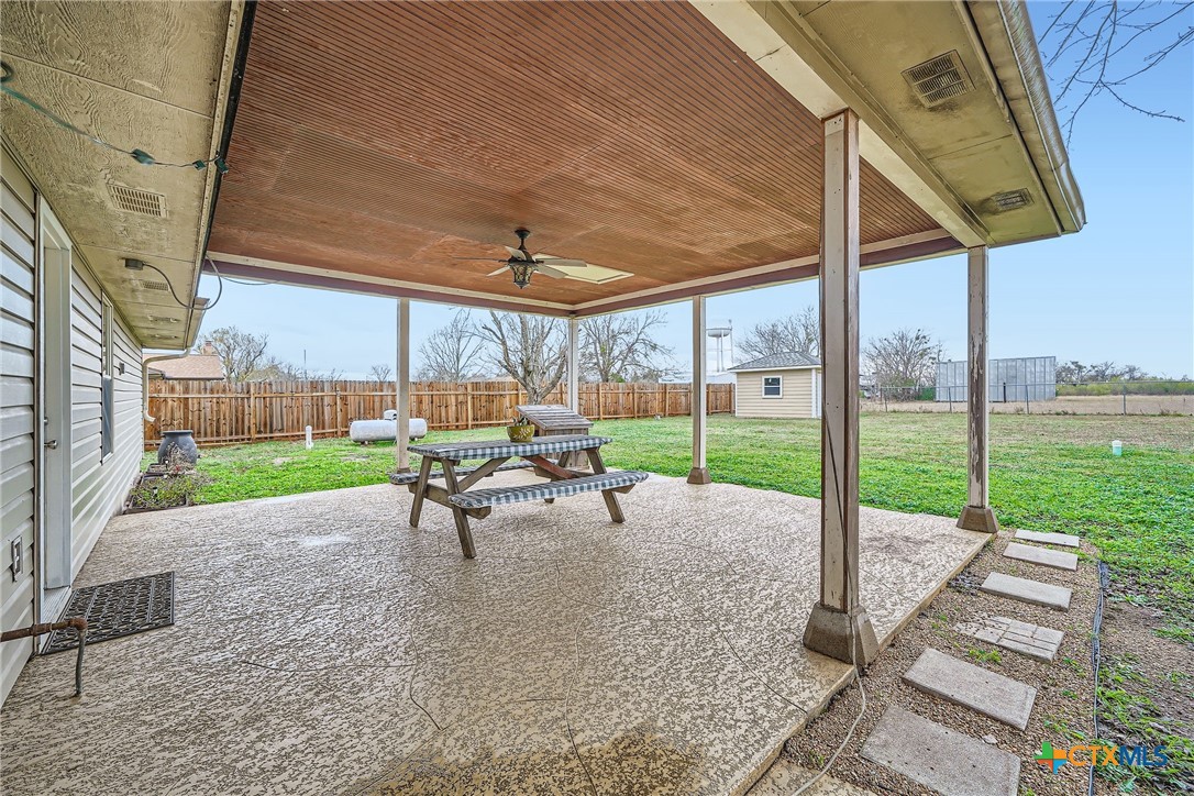 1301 Southwood Hills Drive , Taylor, TX, 76574 | 569359 | Realty Texas LLC
