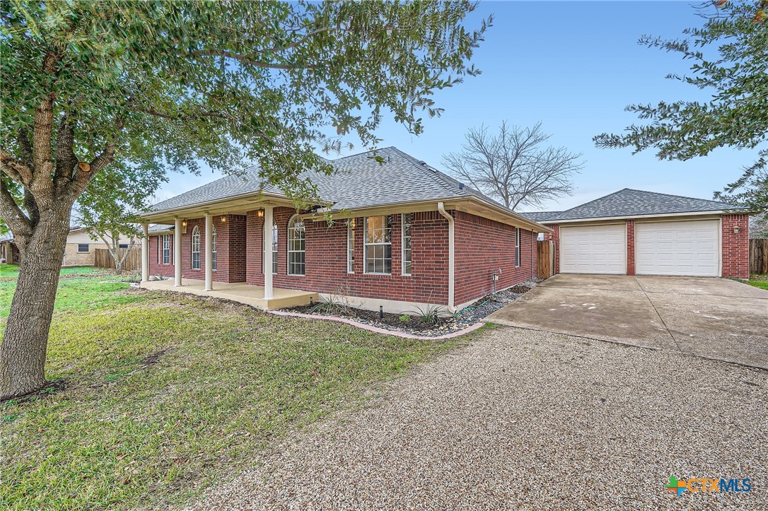 1301 Southwood Hills Drive , Taylor, TX, 76574 | 569359 | Realty Texas LLC