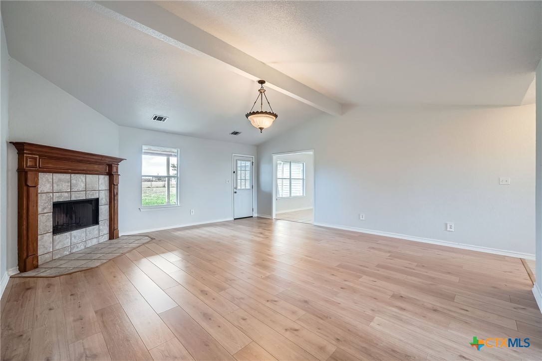 1301 Southwood Hills Drive , Taylor, TX, 76574 | 569359 | Realty Texas LLC