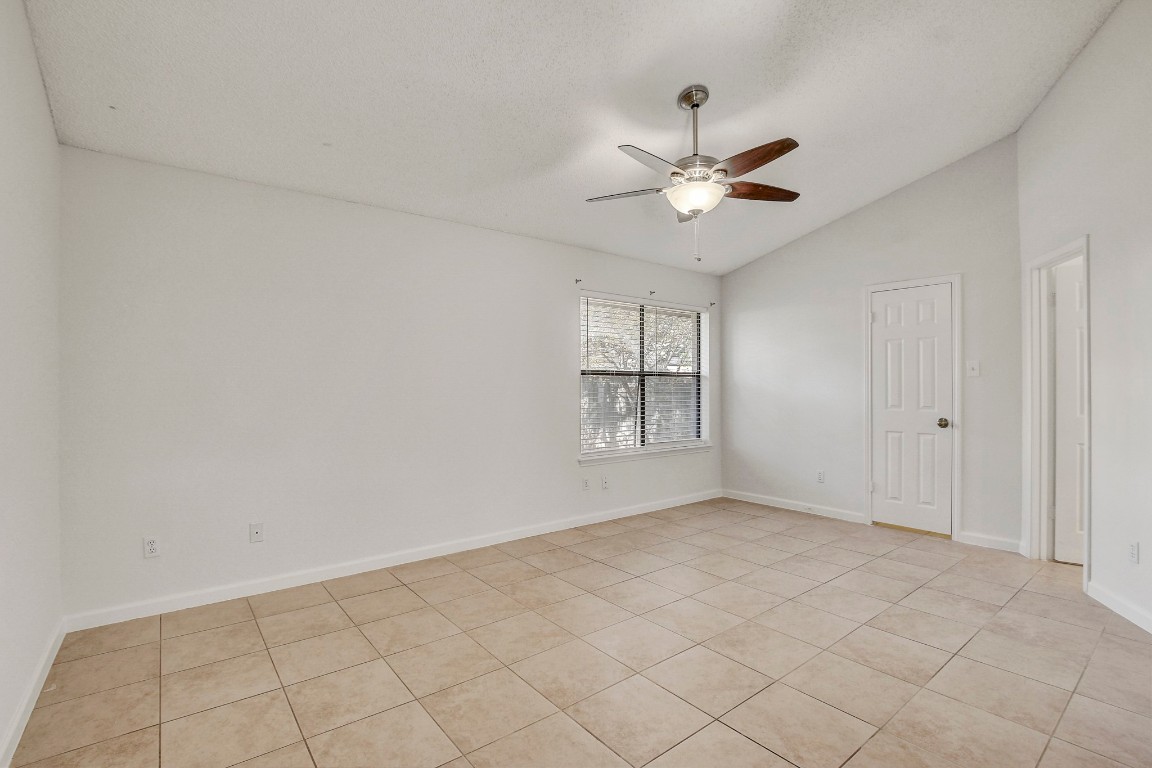 17516 Klamath Falls Drive , Round Rock, TX, 78681 | 4966795 | Realty Texas LLC