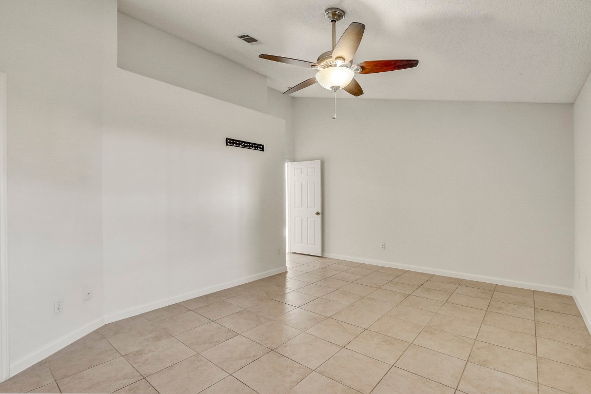 17516 Klamath Falls Drive , Round Rock, TX, 78681 | 4966795 | Realty Texas LLC