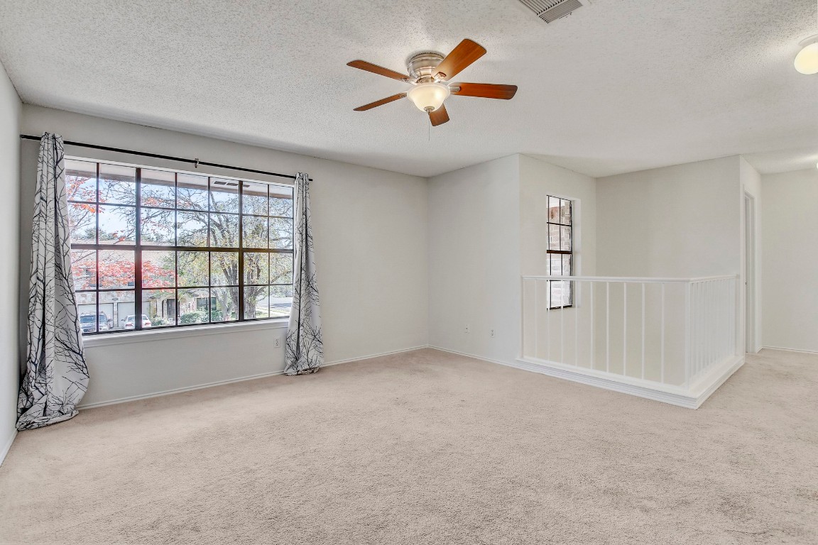 17516 Klamath Falls Drive , Round Rock, TX, 78681 | 4966795 | Realty Texas LLC