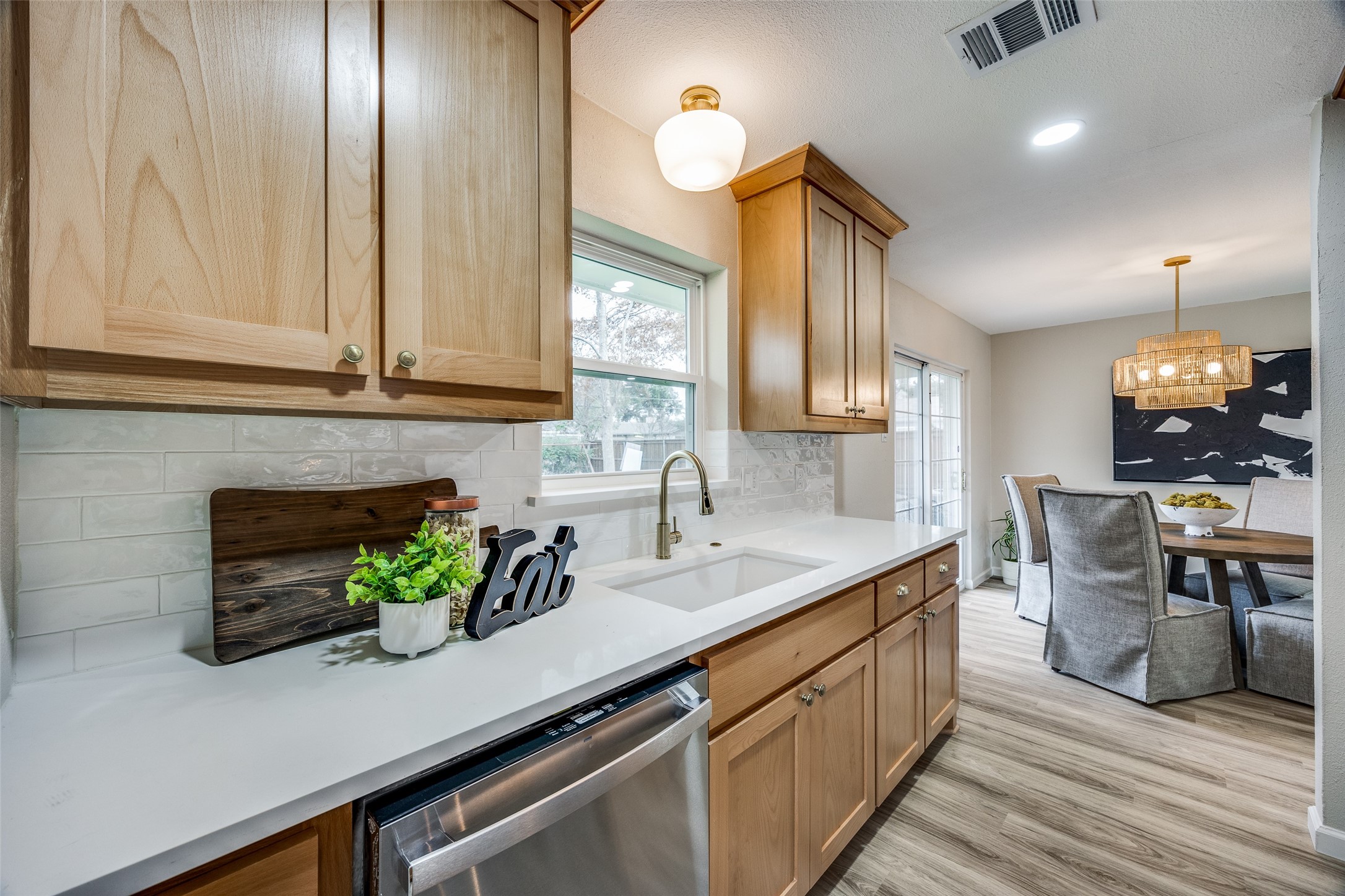 8735 Charing Cross Lane , Dallas, TX, 75238 | 20843743 | Realty Texas LLC