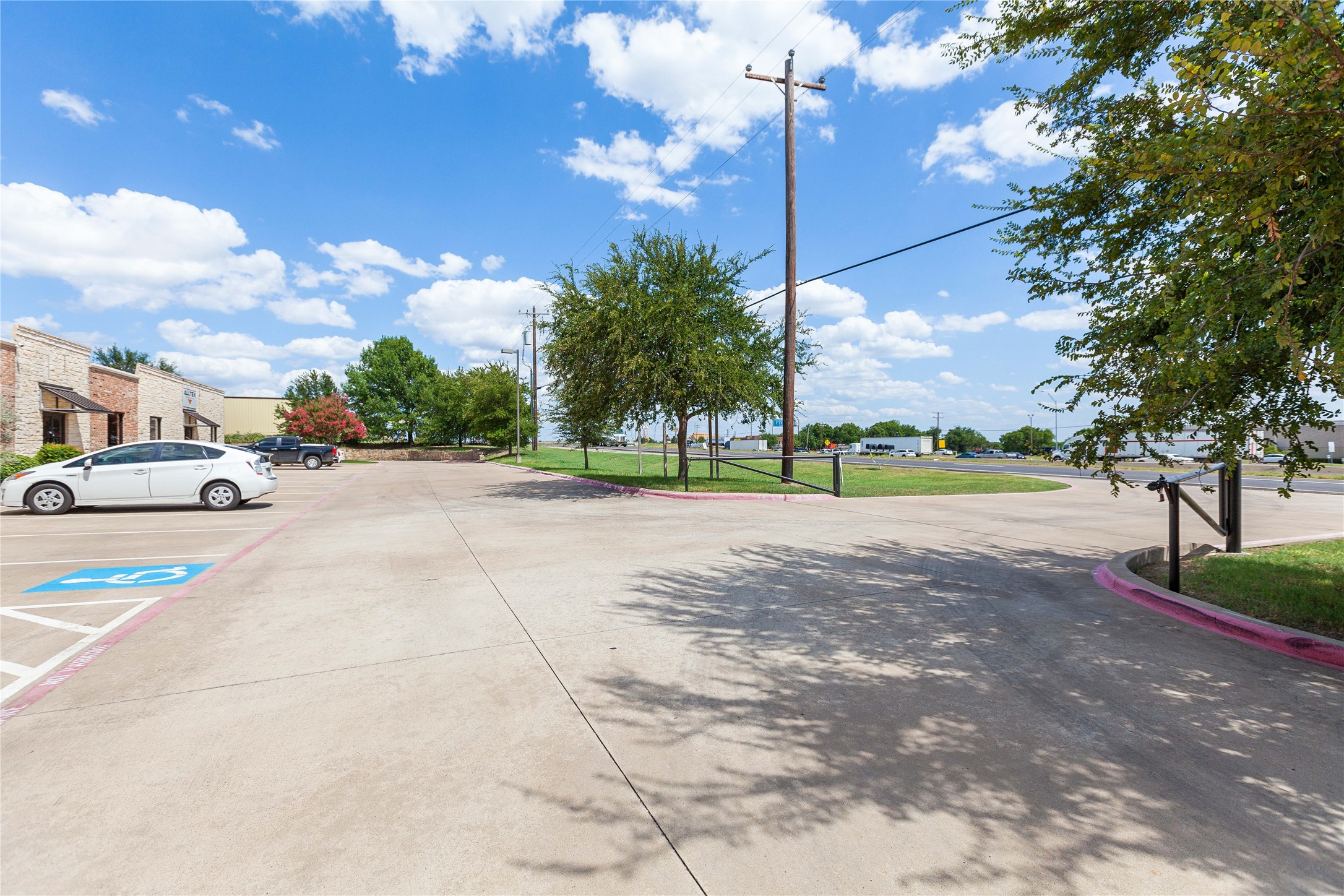 595 W US Highway 80 E D , Sunnyvale, TX, 75182 | 20844975 | Realty Texas LLC