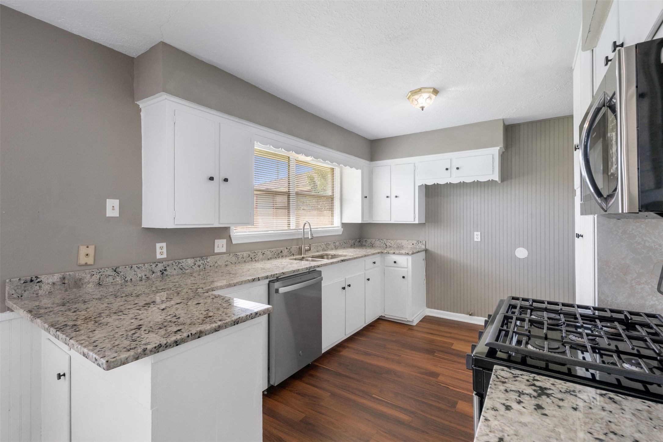 1410 Houston Avenue , Pasadena, TX, 77502 | 50620698 | Realty Texas LLC