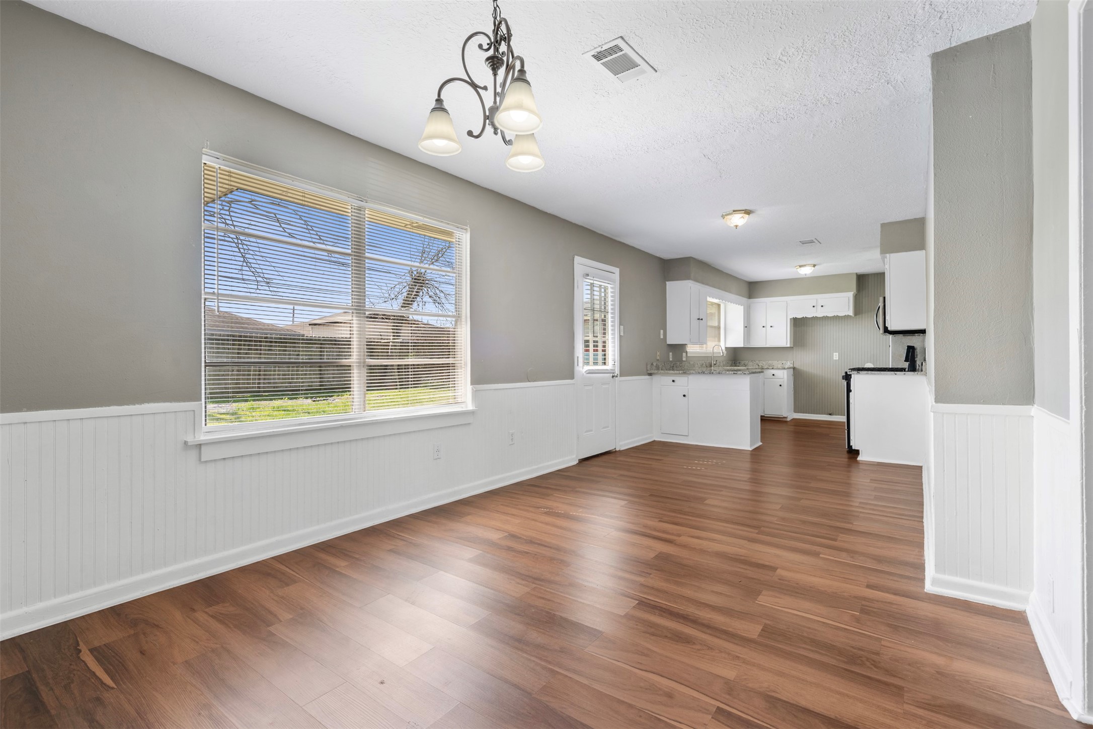 1410 Houston Avenue , Pasadena, TX, 77502 | 50620698 | Realty Texas LLC