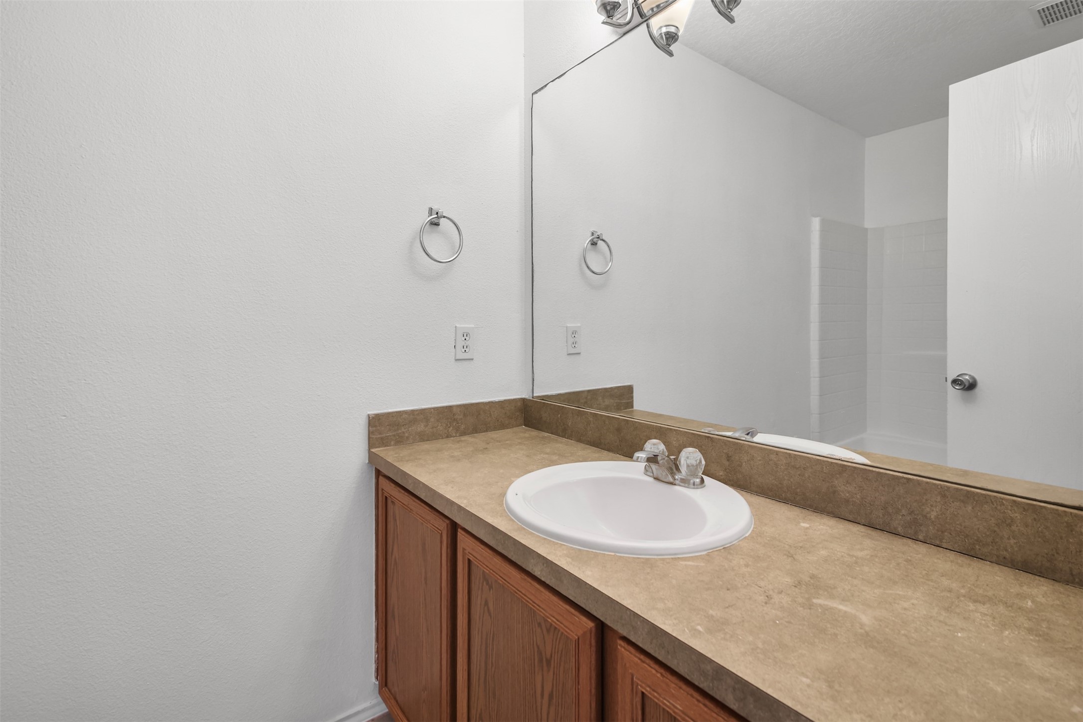 2011 Upland Hill Street , Spring, TX, 77373 | 87200178 | Realty Texas LLC