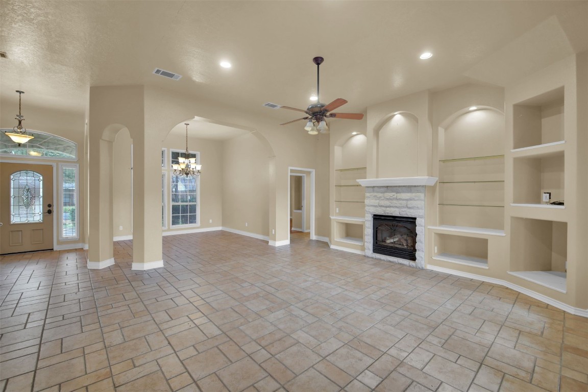 2300 Willow Lane , Taylor, TX, 76574 | 4480990 | Realty Texas LLC