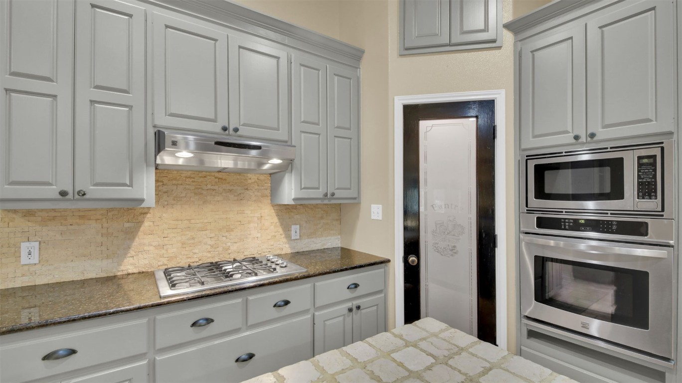 2300 Willow Lane , Taylor, TX, 76574 | 4480990 | Realty Texas LLC