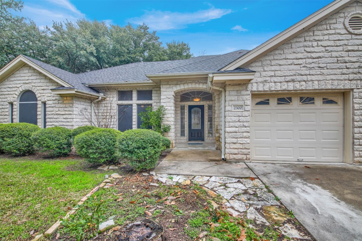 2300 Willow Lane , Taylor, TX, 76574 | 4480990 | Realty Texas LLC