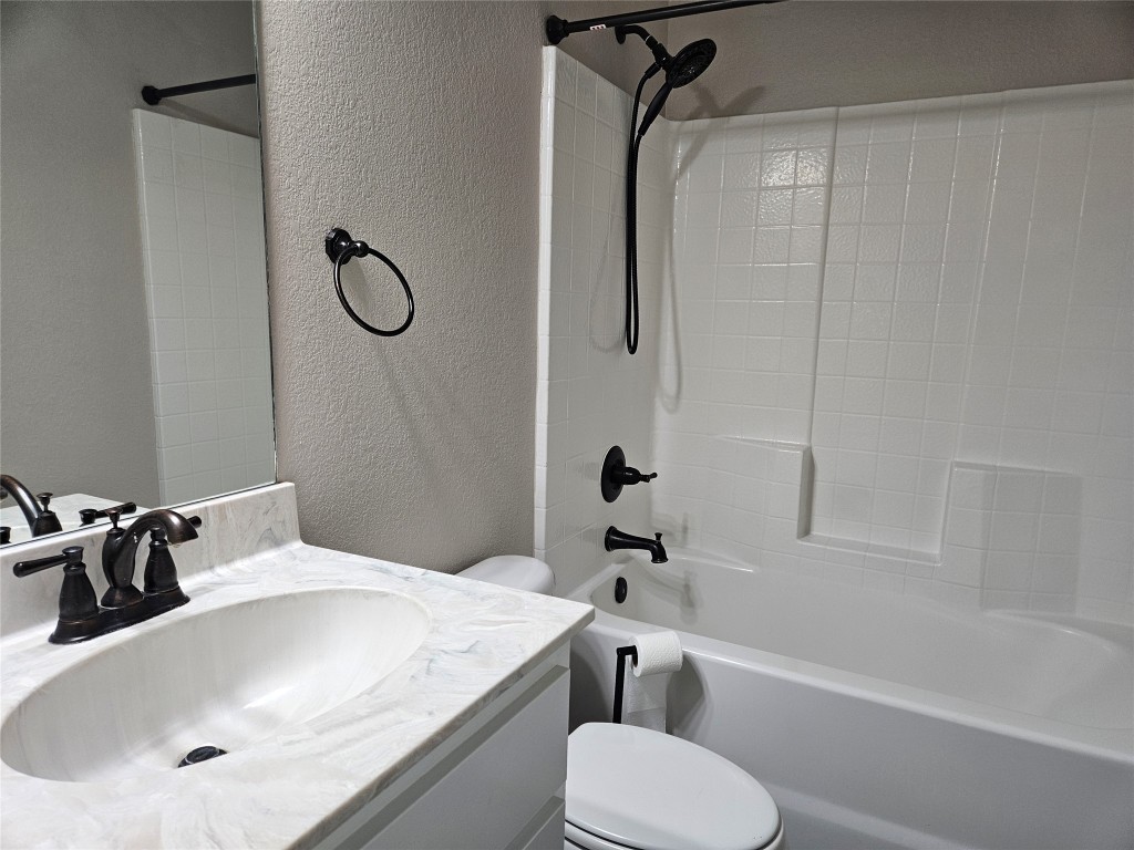 123 Sun Rise Lane , Elgin, TX, 78621 | 2882414 | Realty Texas LLC