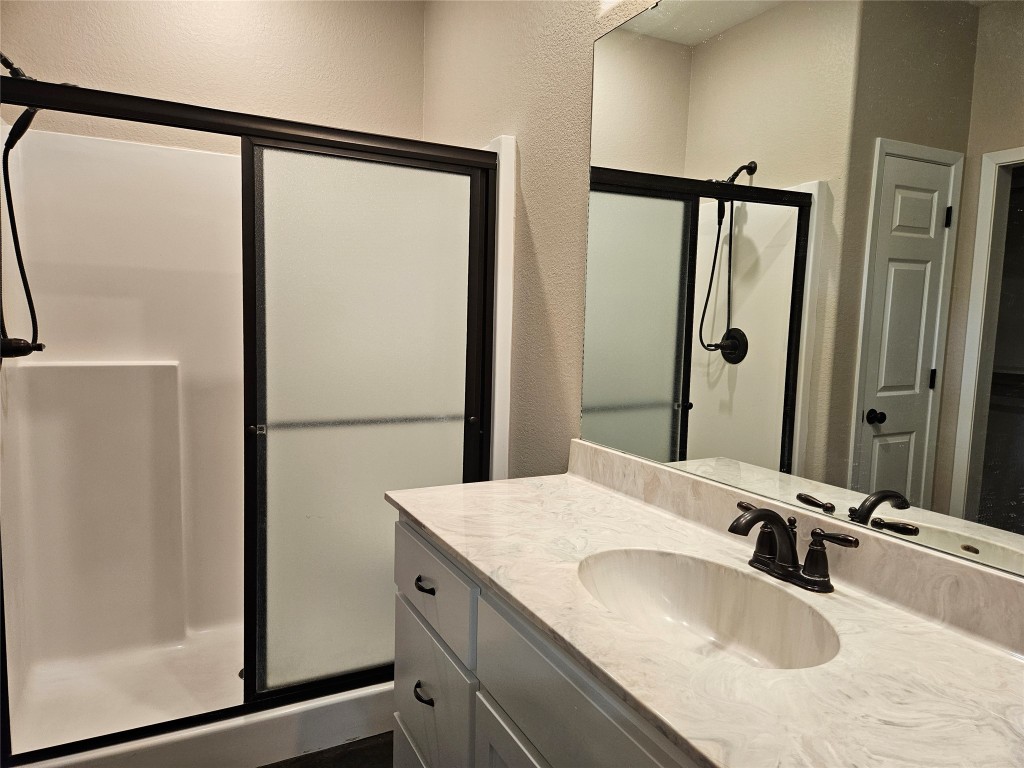 123 Sun Rise Lane , Elgin, TX, 78621 | 2882414 | Realty Texas LLC
