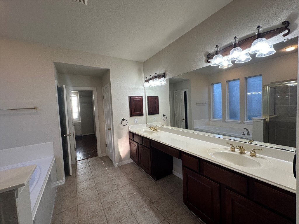 2745 Lake Forest Drive , Round Rock, TX, 78665 | 2864974 | Realty Texas LLC
