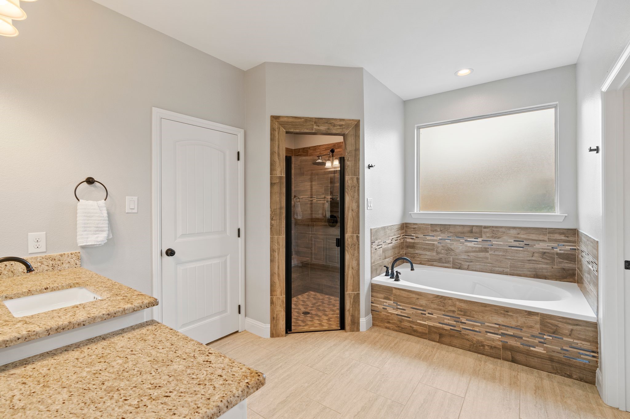 104 Crystal Cove , Waxahachie, TX, 75165 | 20840412 | Realty Texas LLC