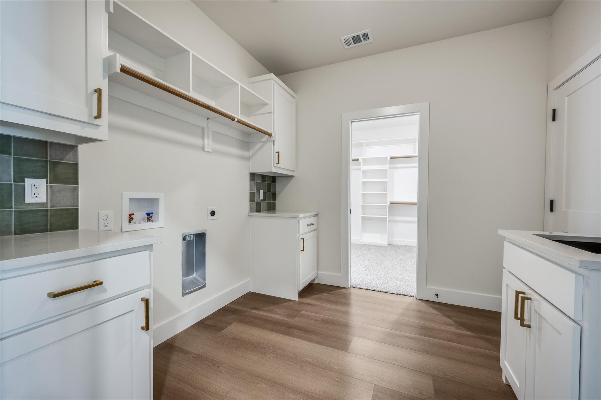107 Brittons Lane , Runaway Bay, TX, 76426 | 20847231 | Realty Texas LLC