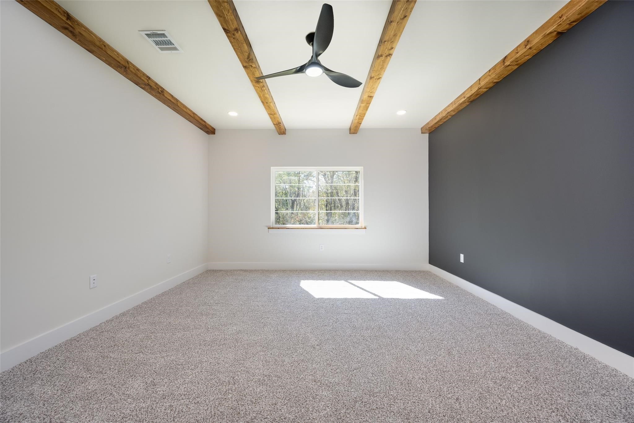 107 Brittons Lane , Runaway Bay, TX, 76426 | 20847231 | Realty Texas LLC