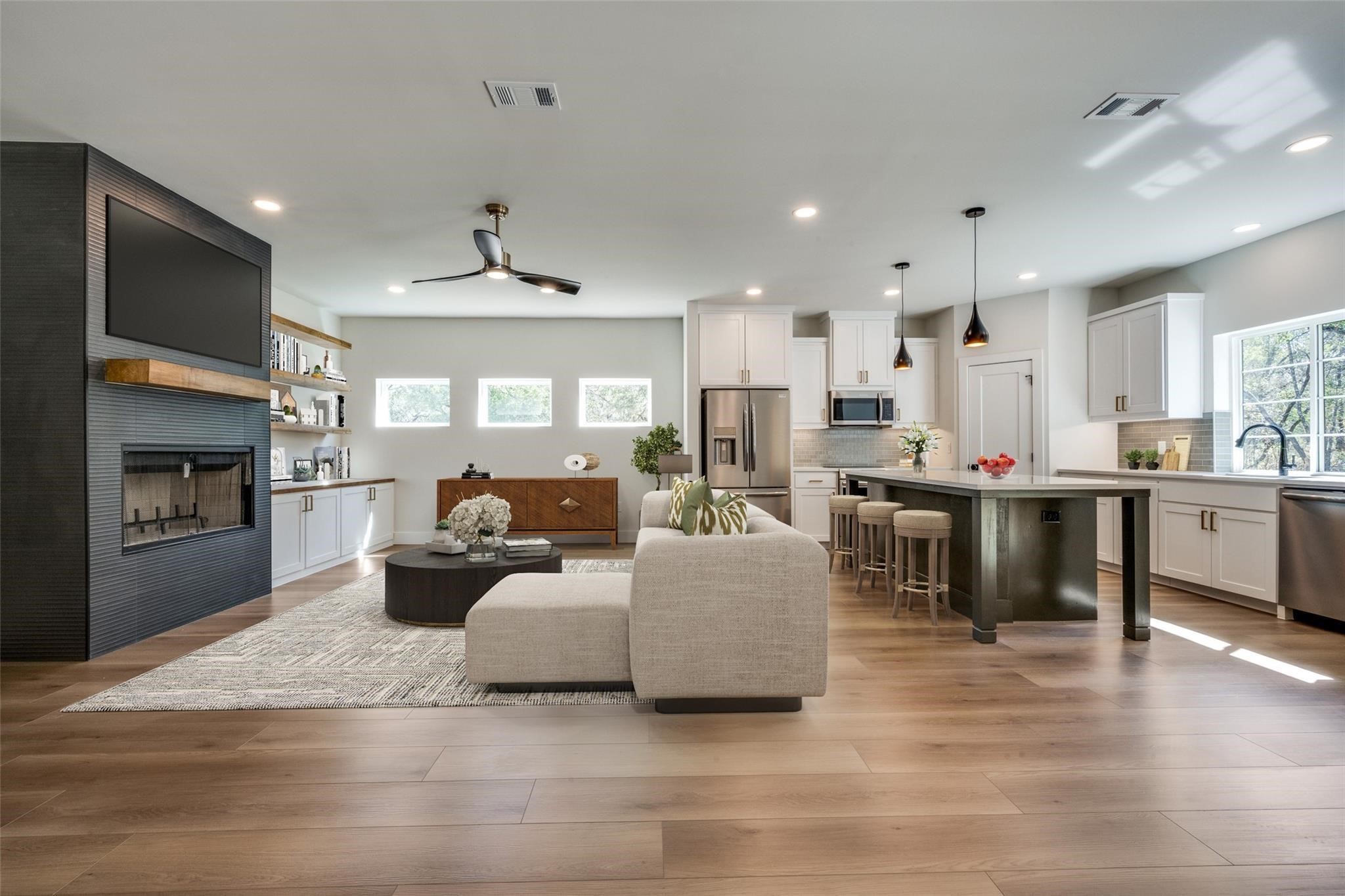 107 Brittons Lane , Runaway Bay, TX, 76426 | 20847231 | Realty Texas LLC
