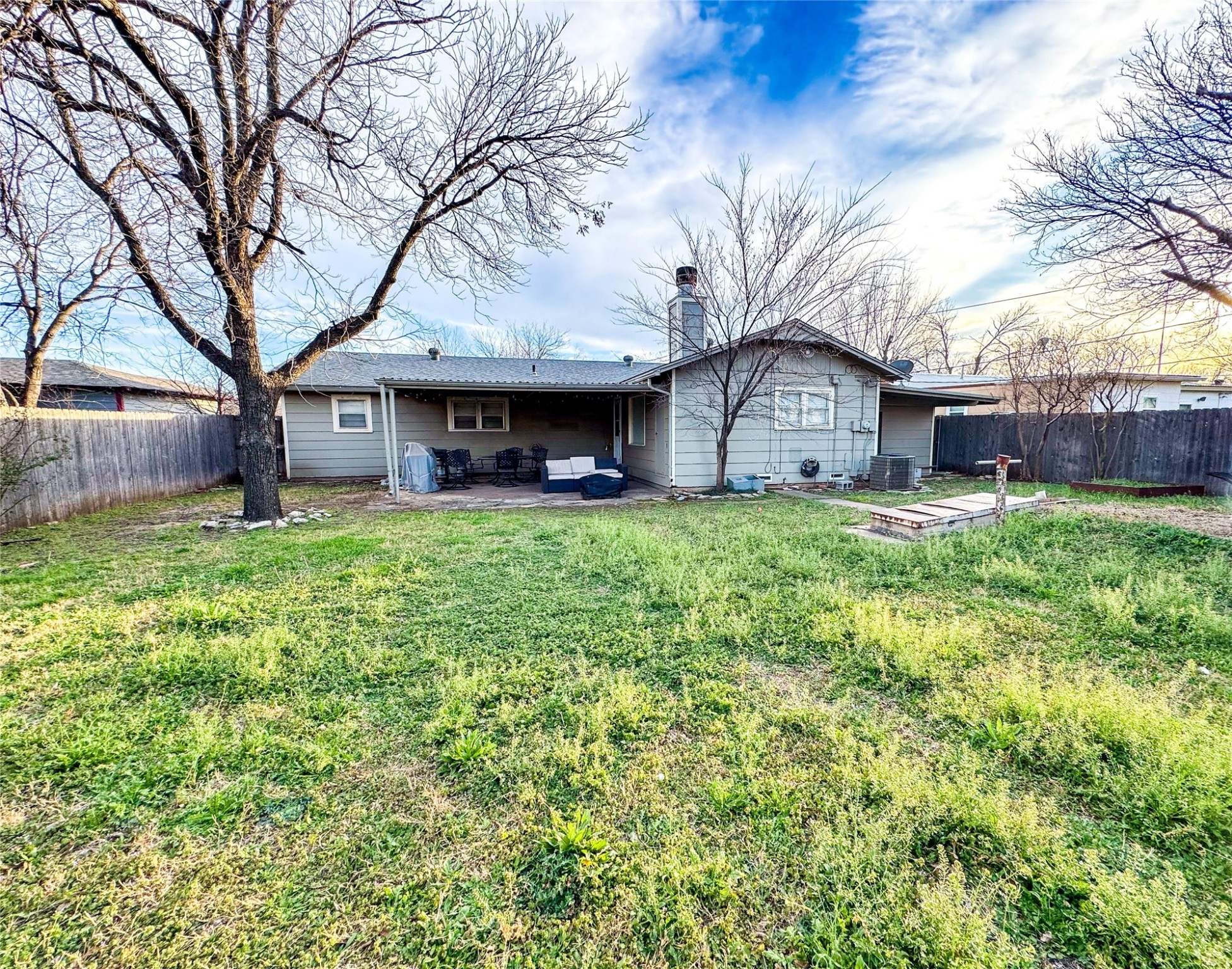 1305 Landon Street , Stamford, TX, 79553 | 20844782 | Realty Texas LLC