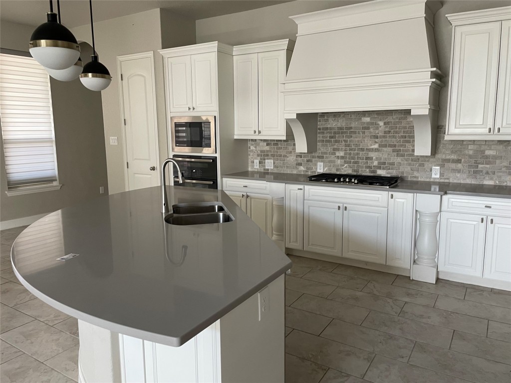 8907 Fowler Hill Hill , Fair Oaks Ranch, TX, 78015 | 9724947 | Realty Texas LLC