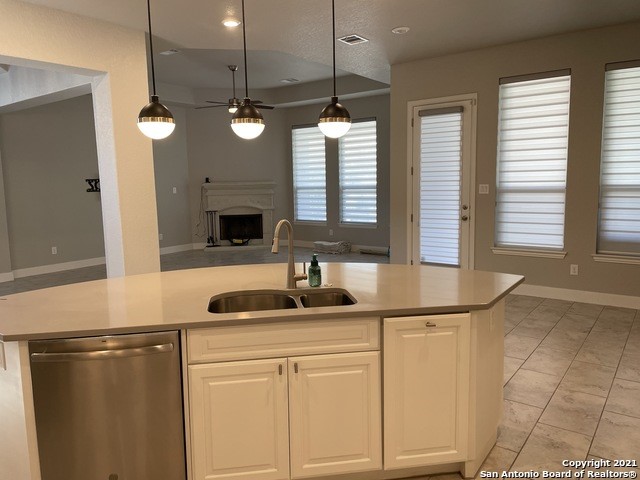 8907 Fowler Hill Hill , Fair Oaks Ranch, TX, 78015 | 9724947 | Realty Texas LLC