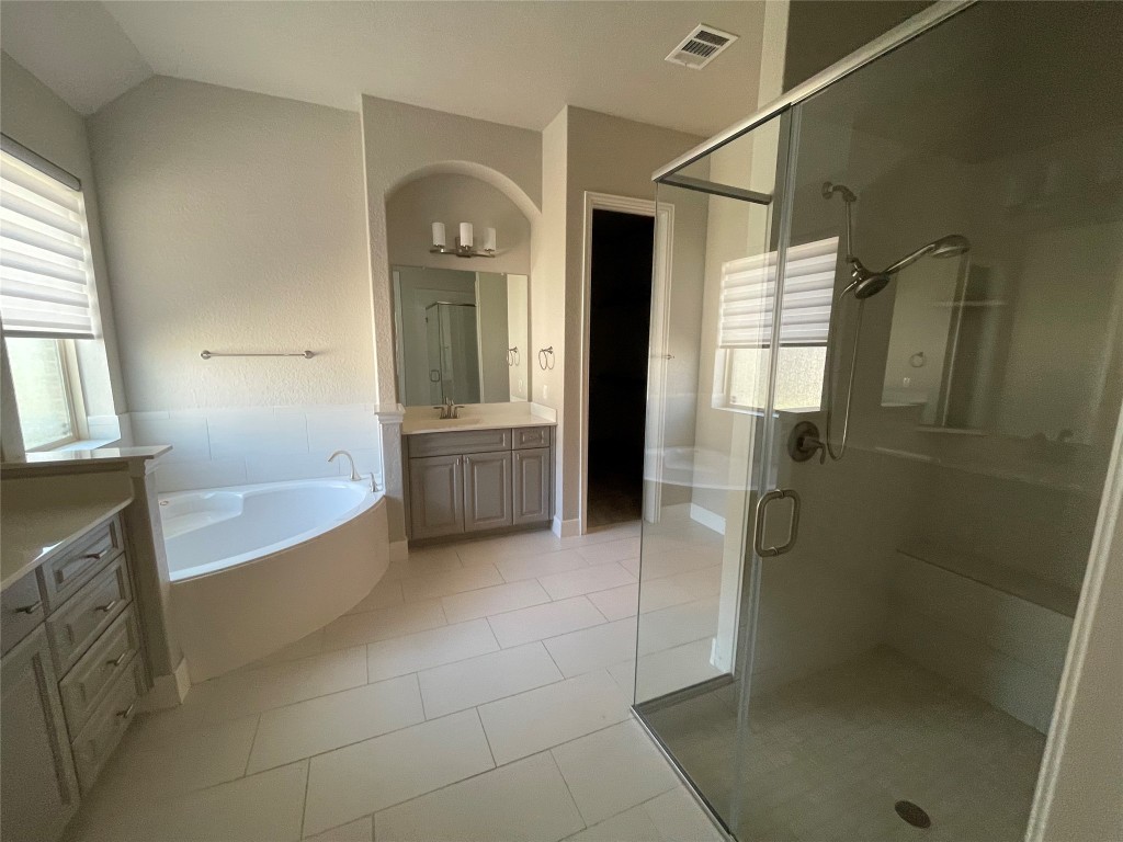8907 Fowler Hill Hill , Fair Oaks Ranch, TX, 78015 | 9724947 | Realty Texas LLC