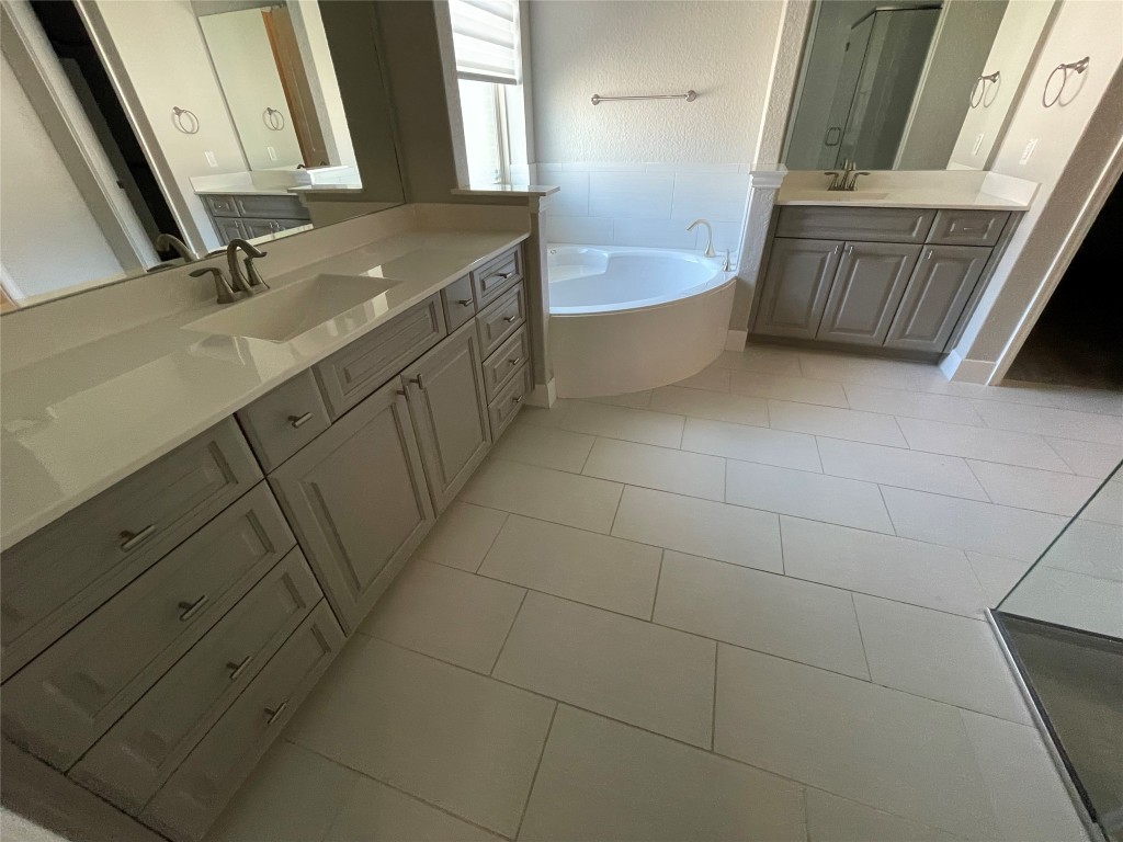 8907 Fowler Hill Hill , Fair Oaks Ranch, TX, 78015 | 9724947 | Realty Texas LLC