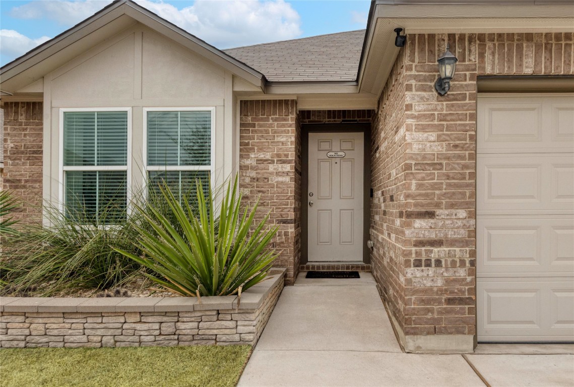 19020 Scoria Drive , Pflugerville, TX, 78660 | 1945816 | Realty Texas LLC