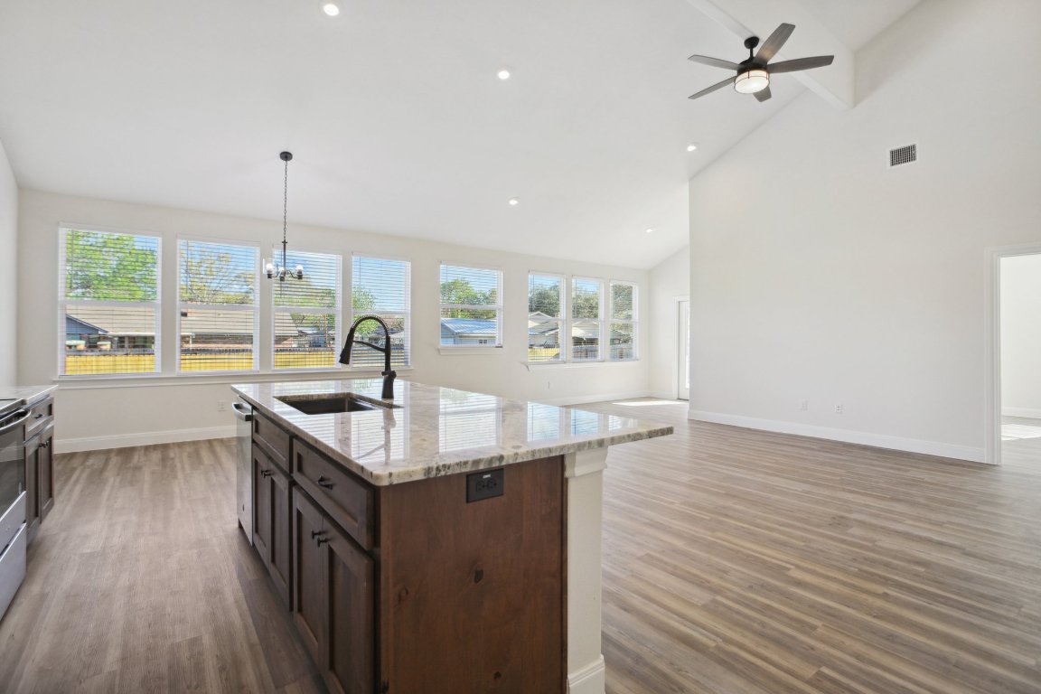 125 Callie Street , Smithville, TX, 78957 | 8089628 | Realty Texas LLC