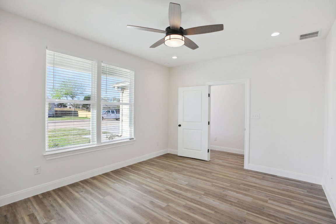 125 Callie Street , Smithville, TX, 78957 | 8089628 | Realty Texas LLC