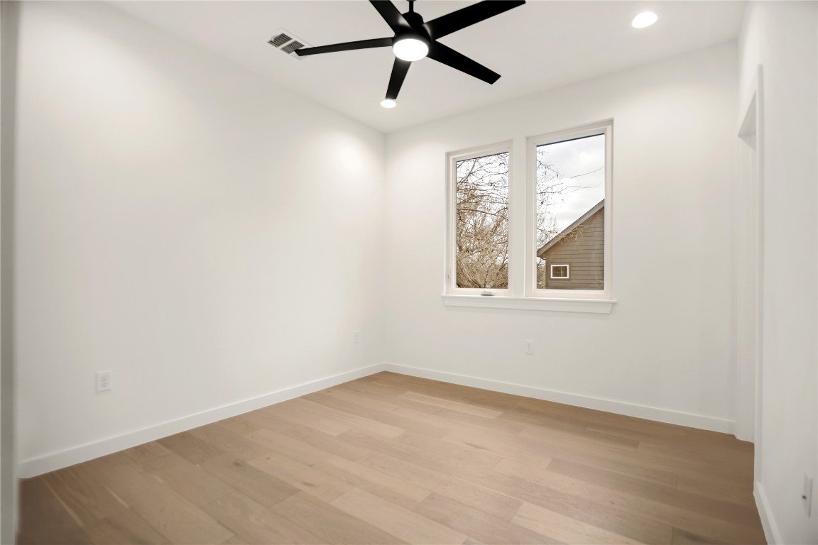 5305 Ledesma Road 2 , Austin, TX, 78721 | 2936731 | Realty Texas LLC
