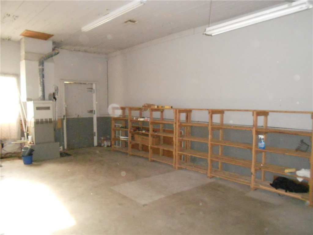 611 Main Street , Calvert, TX, 77837 | 25002035 | Realty Texas LLC