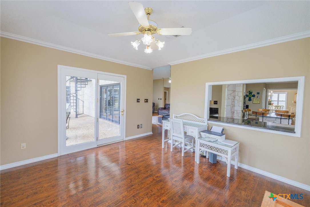 1460 E State Highway 87 , Nixon, TX, 78140 | 570050 | Realty Texas LLC