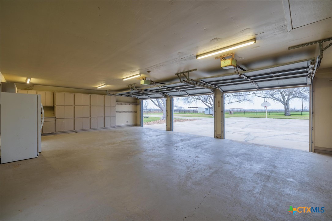 1460 E State Highway 87 , Nixon, TX, 78140 | 570050 | Realty Texas LLC