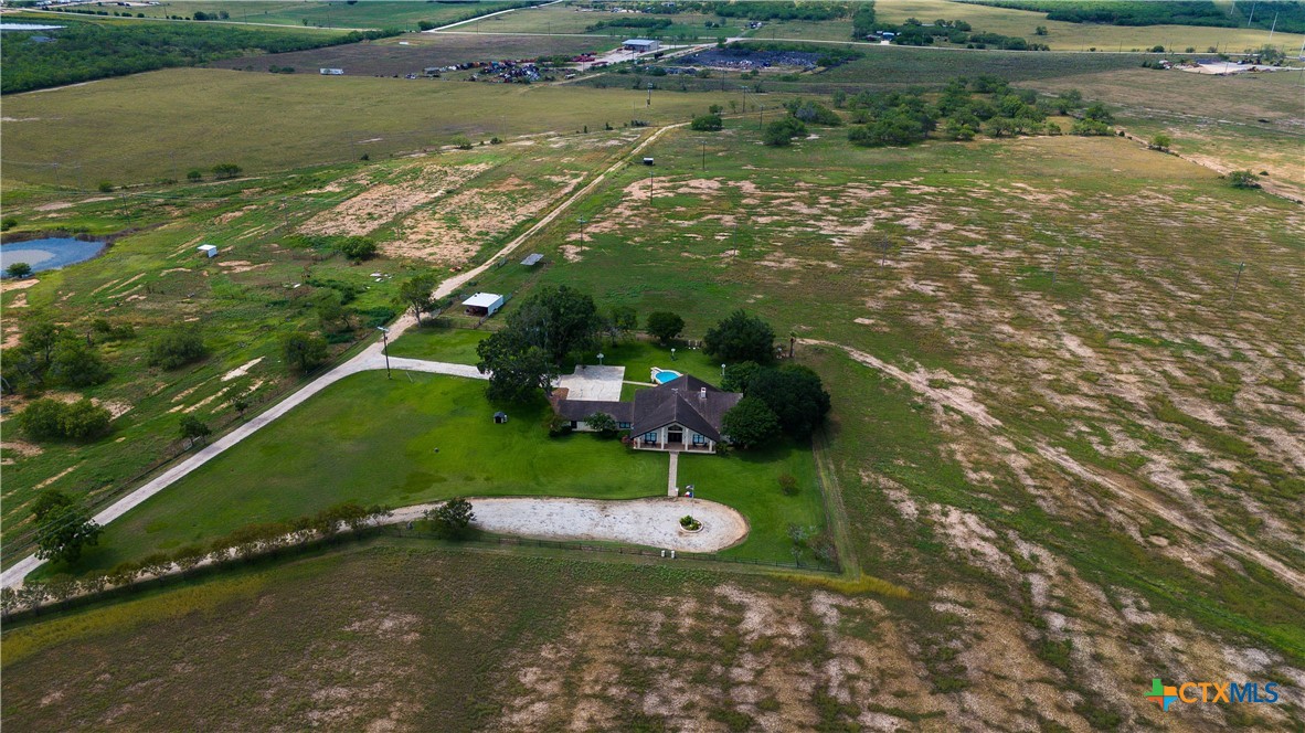 1460 E State Highway 87 , Nixon, TX, 78140 | 570050 | Realty Texas LLC