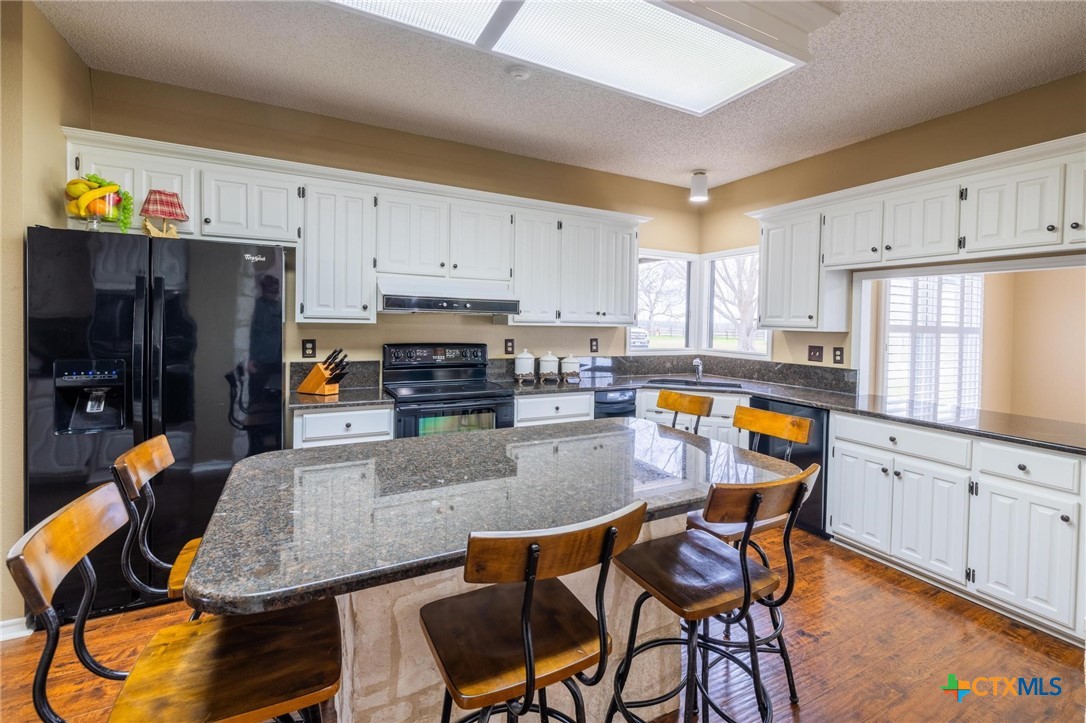 1460 E State Highway 87 , Nixon, TX, 78140 | 570050 | Realty Texas LLC