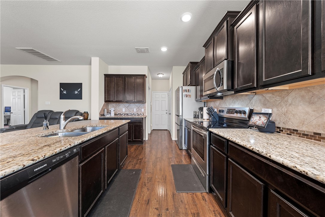 3105 Skinner Drive , Lorena, TX, 76655 | 228402 | Realty Texas LLC
