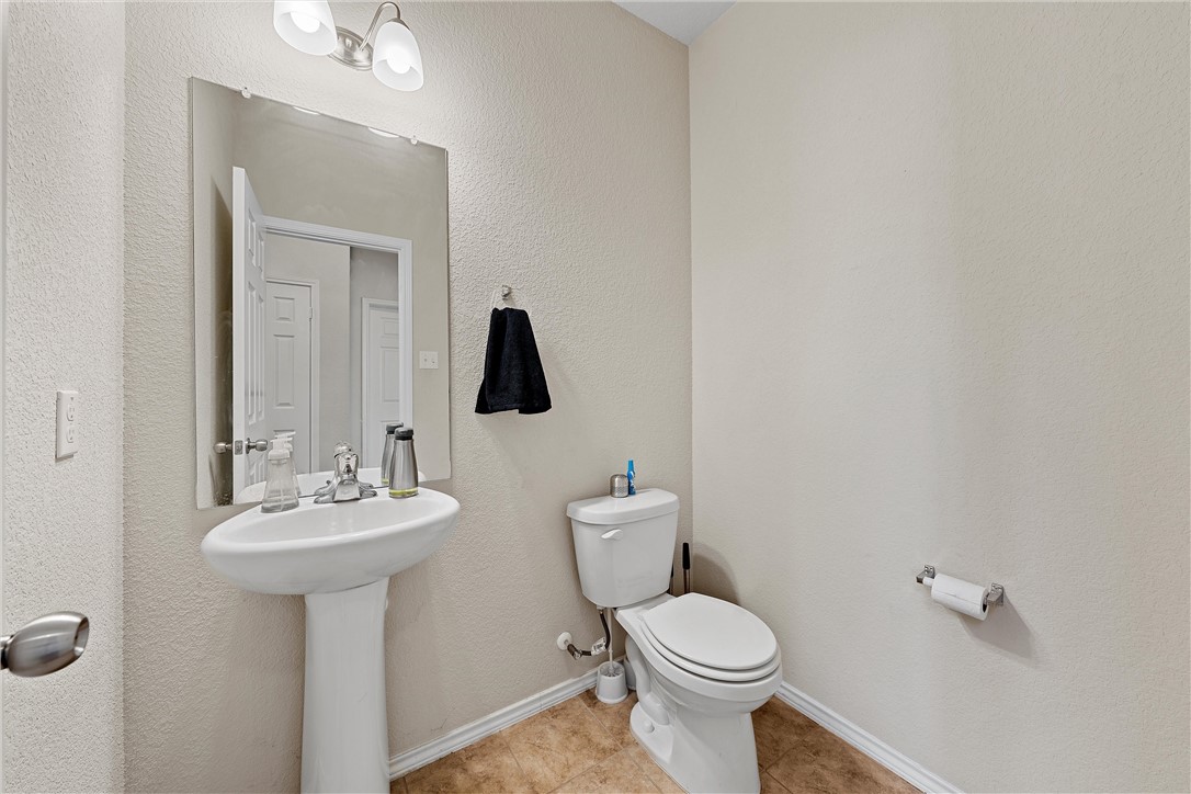 3105 Skinner Drive , Lorena, TX, 76655 | 228402 | Realty Texas LLC