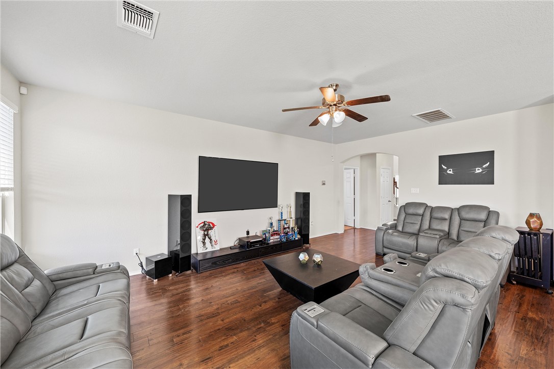 3105 Skinner Drive , Lorena, TX, 76655 | 228402 | Realty Texas LLC