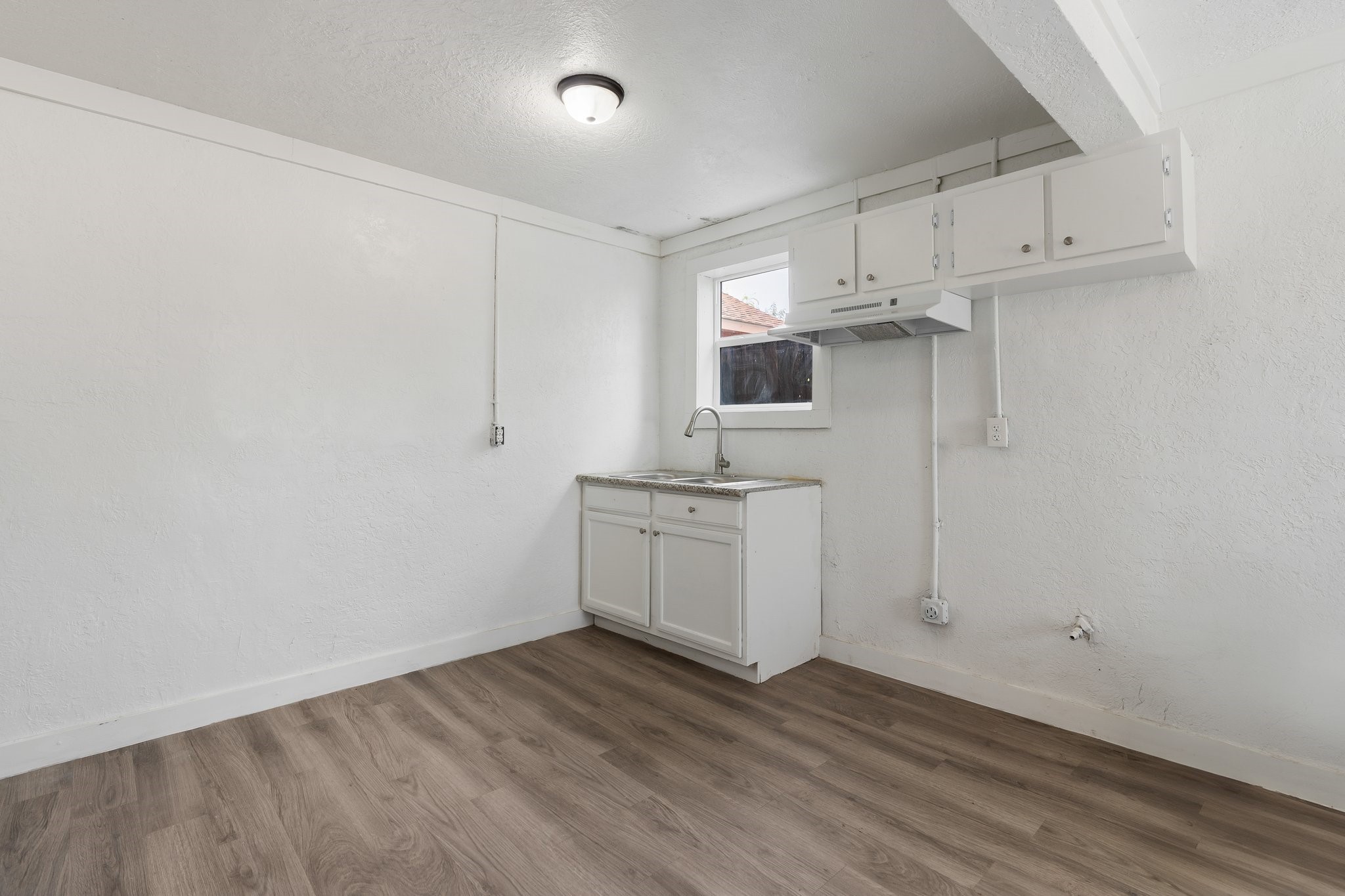 8221 Brumbley Street Road , Houston, TX, 77012 | 67208393 | Realty Texas LLC
