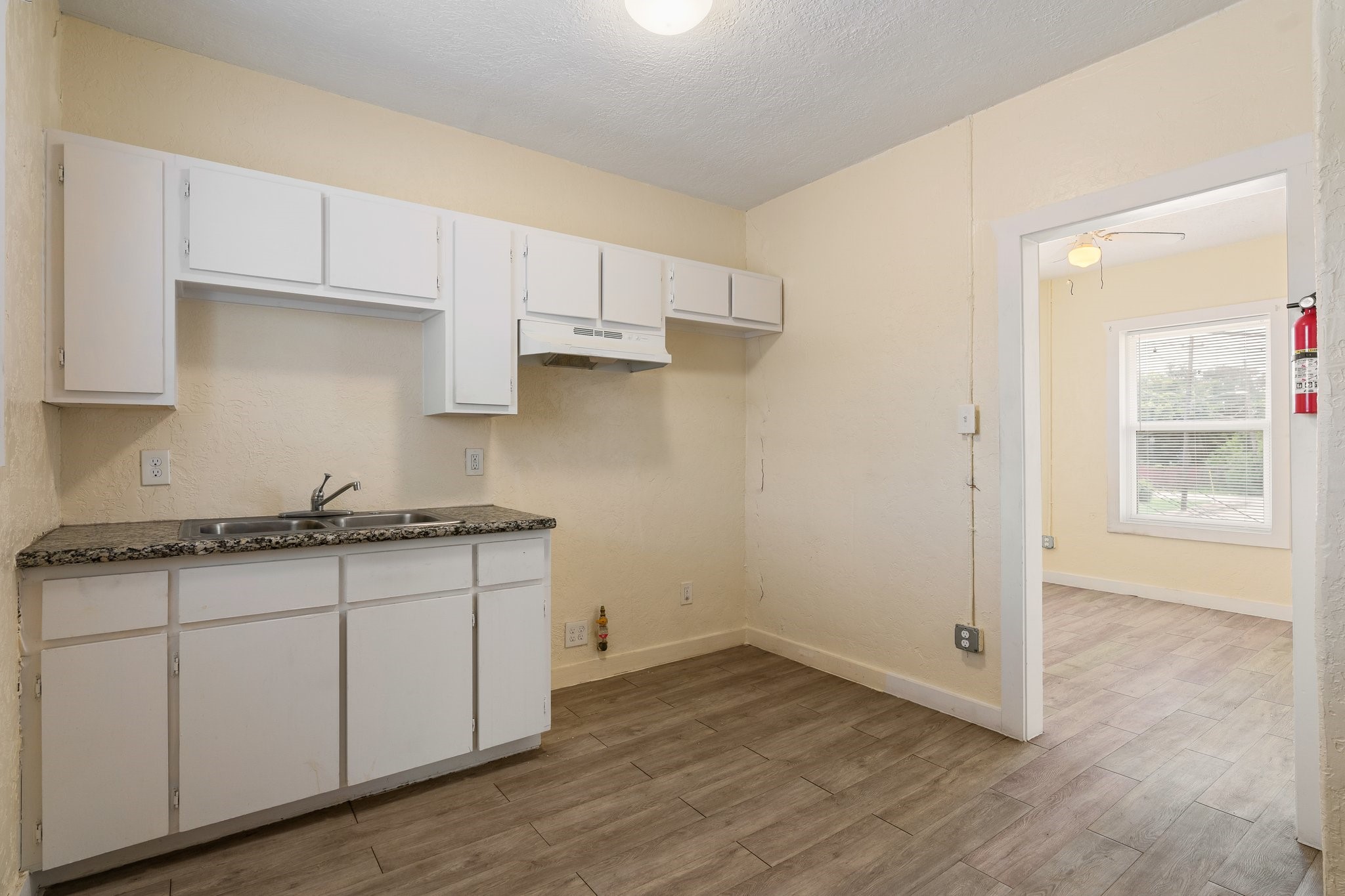 8221 Brumbley Street Road , Houston, TX, 77012 | 67208393 | Realty Texas LLC
