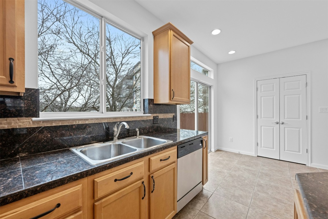 512 Eberhart Lane 2003 , Austin, TX, 78745 | 1078414 | Realty Texas LLC