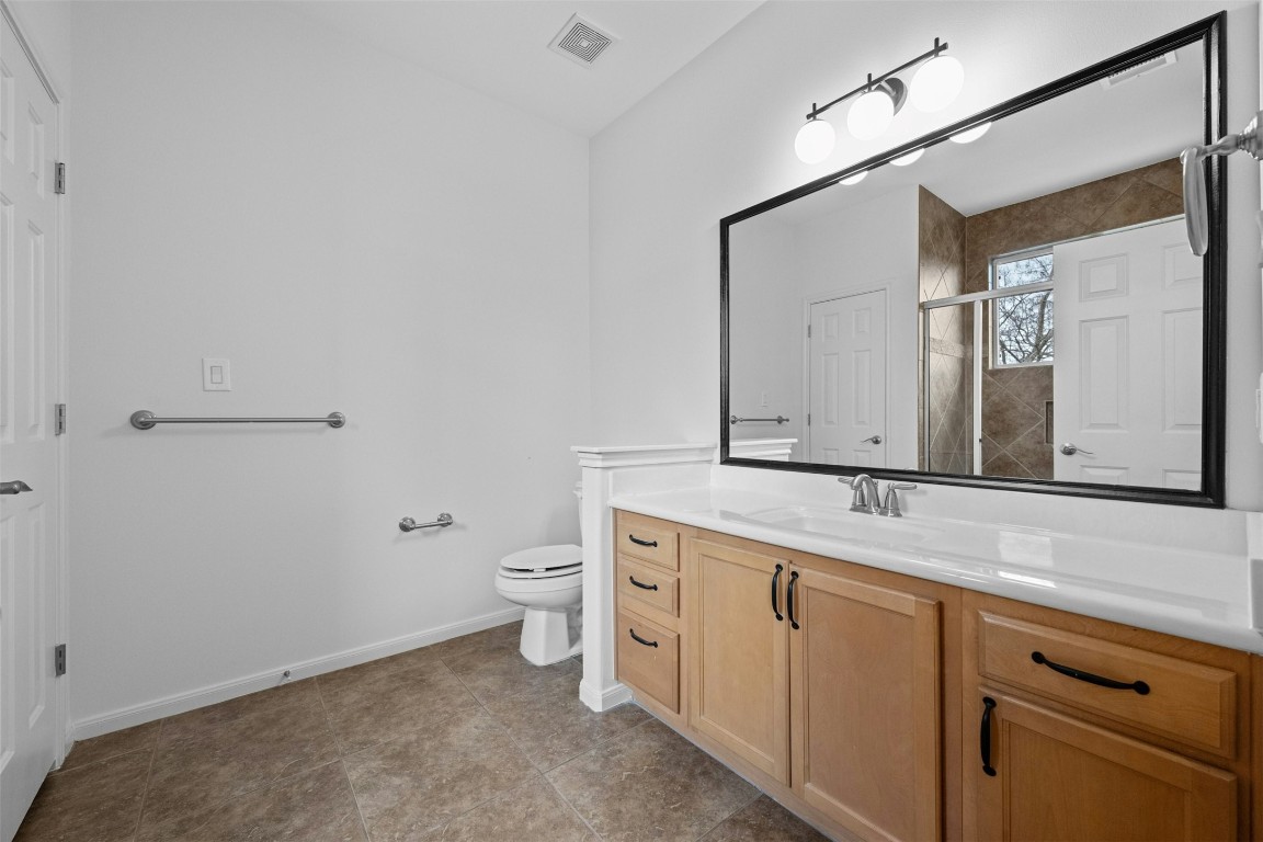 512 Eberhart Lane 2003 , Austin, TX, 78745 | 1078414 | Realty Texas LLC