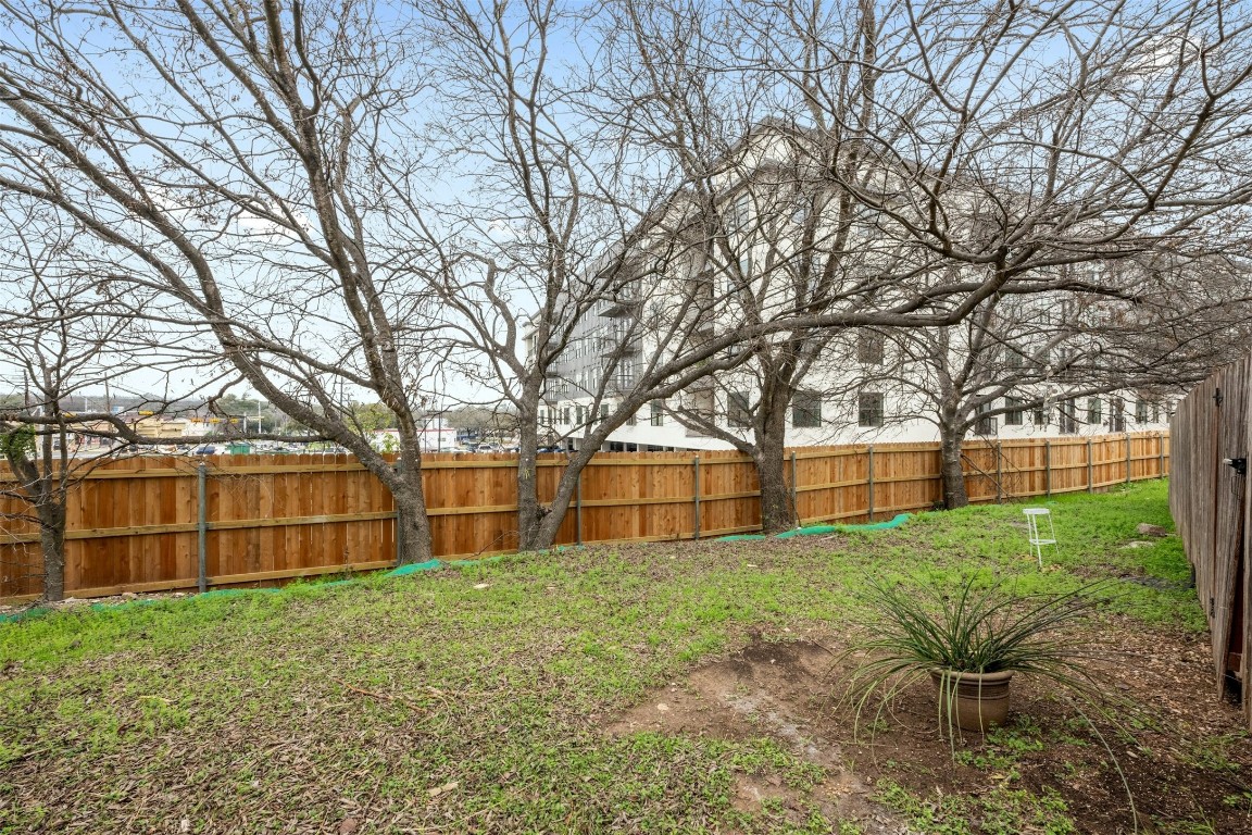 512 Eberhart Lane 2003 , Austin, TX, 78745 | 1078414 | Realty Texas LLC