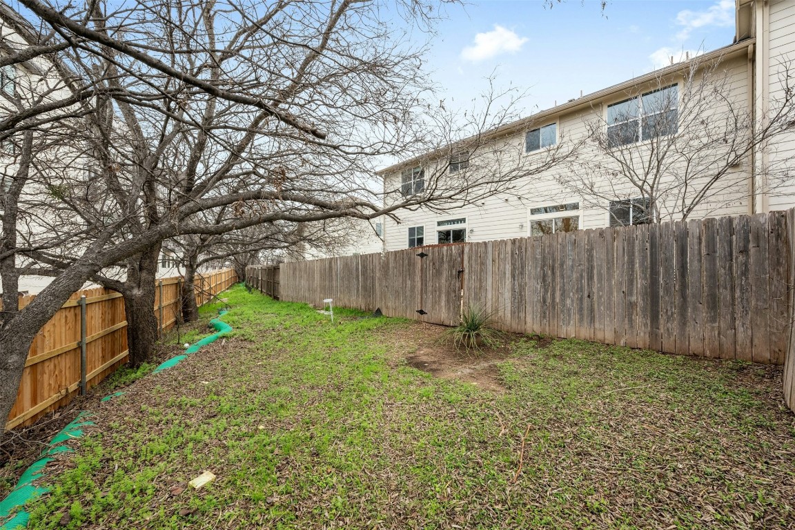 512 Eberhart Lane 2003 , Austin, TX, 78745 | 1078414 | Realty Texas LLC