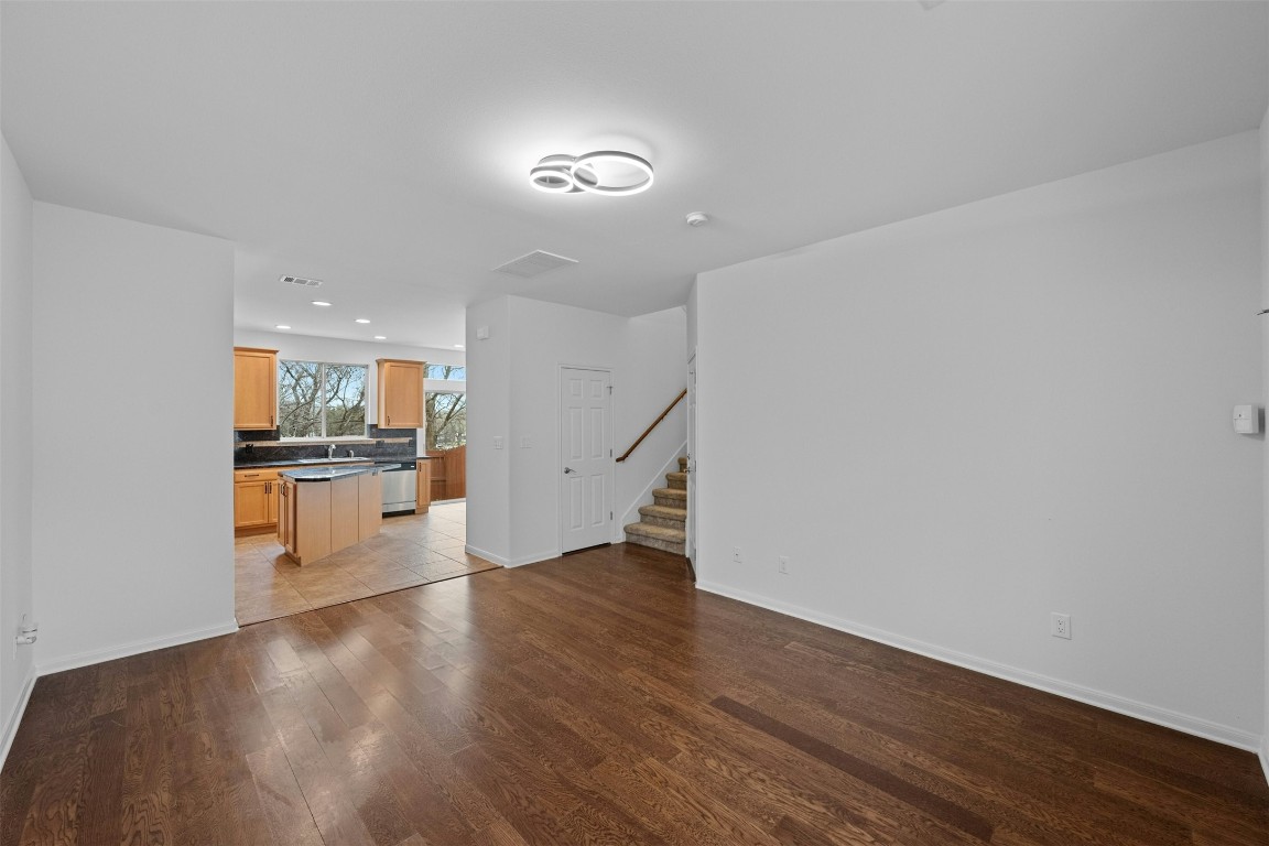 512 Eberhart Lane 2003 , Austin, TX, 78745 | 1078414 | Realty Texas LLC