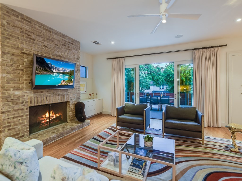 2312 W 8th Street , Austin, TX, 78703 | 8169412 | Realty Texas LLC