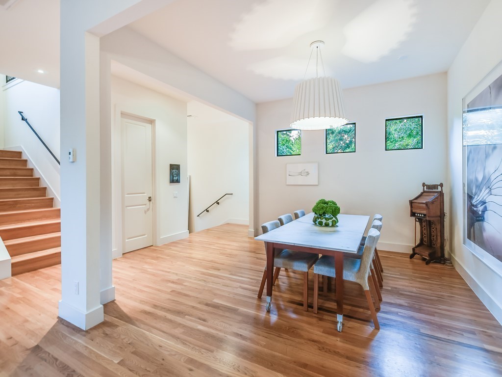 2312 W 8th Street , Austin, TX, 78703 | 8169412 | Realty Texas LLC