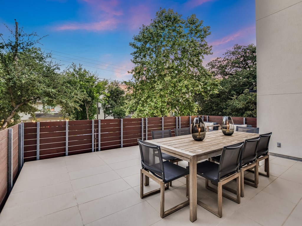 2312 W 8th Street , Austin, TX, 78703 | 8169412 | Realty Texas LLC