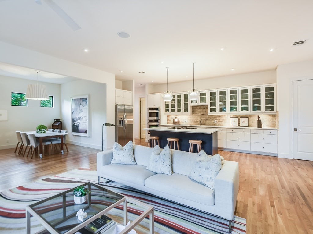 2312 W 8th Street , Austin, TX, 78703 | 8169412 | Realty Texas LLC